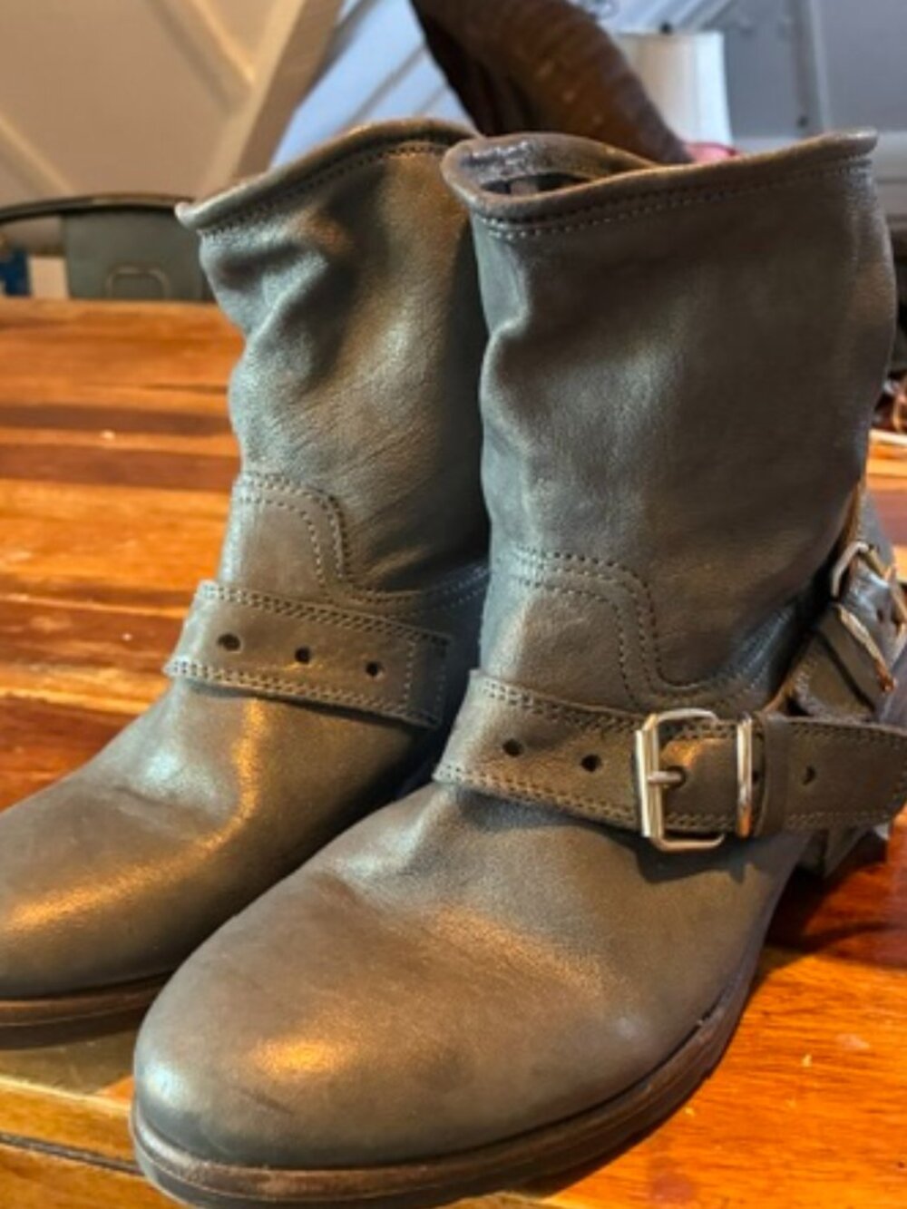 Ugg short Italian leather boots
